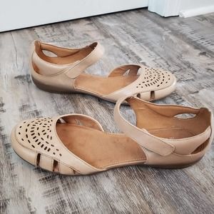 Naturalizer Women's N5 Comfort Gail Tan Slip in Sandal with Strap Size 12